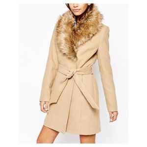 NEW LOOK CAMEL COAT WITH REMOVABLE FAUX FUR COLLAR
